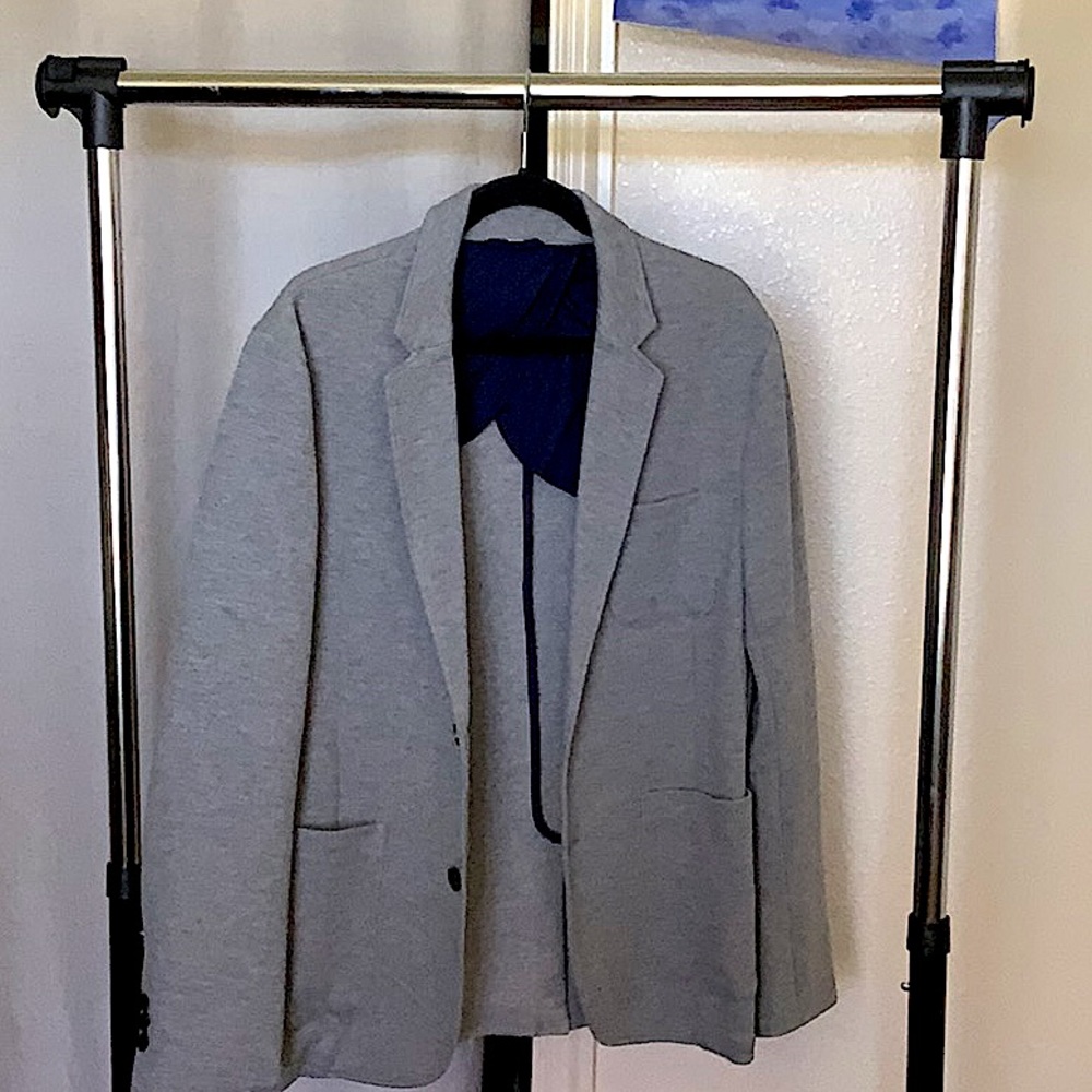 Good fellow light gray blazer